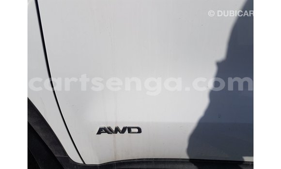 Buy Import Kia Sportage White Car in Import - Dubai in Hhohho Buy Import Kia Sportage White Car in Import - Dubai in Hhohho