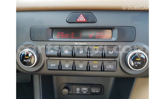 Buy Import Kia Sportage White Car in Import - Dubai in Hhohho Buy Import Kia Sportage White Car in Import - Dubai in Hhohho