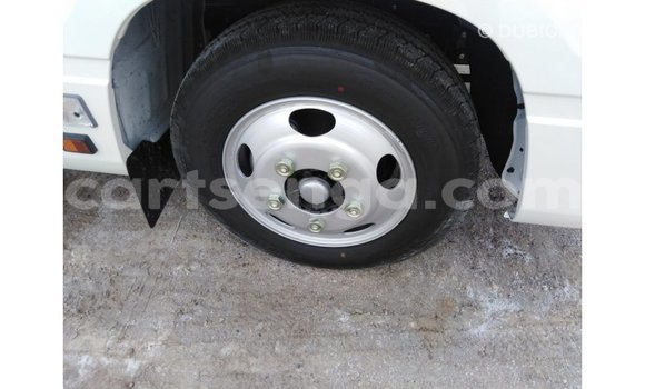 Acheter Import Voiture Toyota Coaster Blanc à Import - Dubai, Hhohho Acheter Import Voiture Toyota Coaster Blanc à Import - Dubai, Hhohho