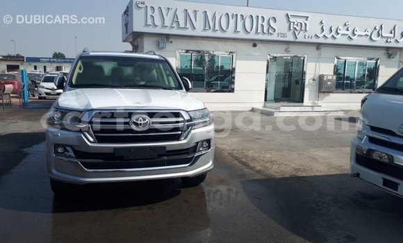 Buy Import Toyota Land Cruiser Other Car in Import - Dubai in Hhohho Buy Import Toyota Land Cruiser Other Car in Import - Dubai in Hhohho