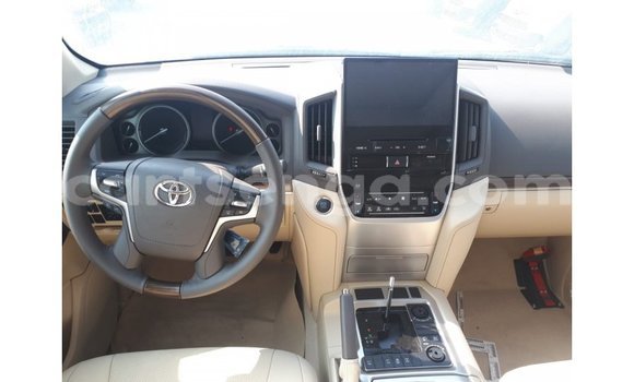 Buy Import Toyota Land Cruiser Other Car in Import - Dubai in Hhohho Buy Import Toyota Land Cruiser Other Car in Import - Dubai in Hhohho
