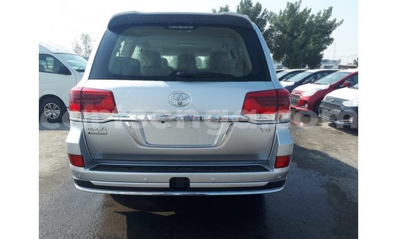 Buy Import Toyota Land Cruiser Other Car in Import - Dubai in Hhohho Buy Import Toyota Land Cruiser Other Car in Import - Dubai in Hhohho