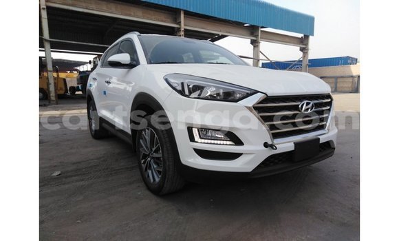 Buy Import Hyundai Tucson White Car in Import - Dubai in Hhohho Buy Import Hyundai Tucson White Car in Import - Dubai in Hhohho