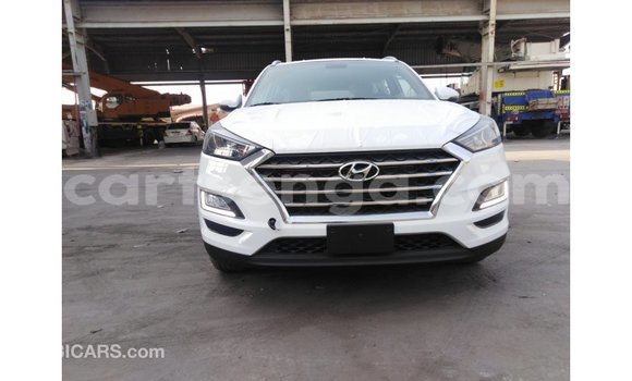Buy Import Hyundai Tucson White Car in Import - Dubai in Hhohho Buy Import Hyundai Tucson White Car in Import - Dubai in Hhohho