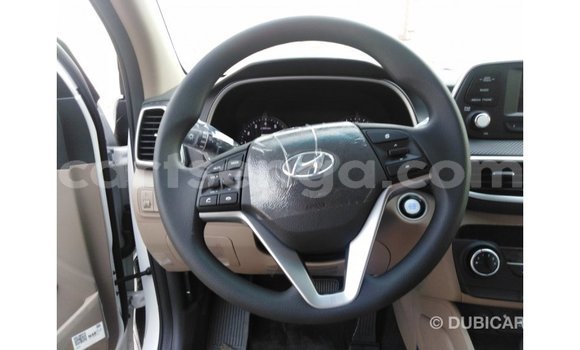 Buy Import Hyundai Tucson White Car in Import - Dubai in Hhohho Buy Import Hyundai Tucson White Car in Import - Dubai in Hhohho