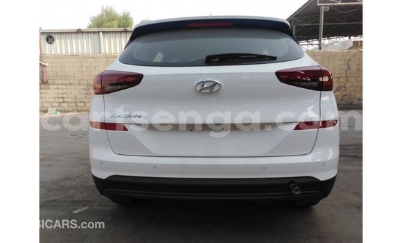 Buy Import Hyundai Tucson White Car in Import - Dubai in Hhohho Buy Import Hyundai Tucson White Car in Import - Dubai in Hhohho