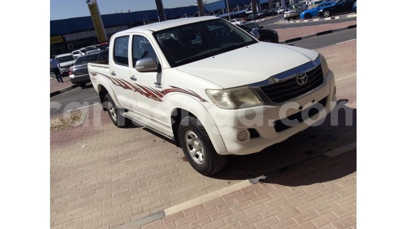 Big with watermark toyota hilux hhohho import dubai 14940