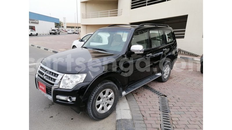 Big with watermark mitsubishi pajero hhohho import dubai 14943