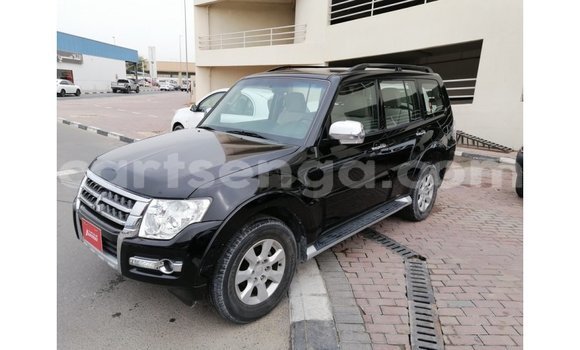 Nunua Imported Mitsubishi Pajero Black Gari ndani ya Import - Dubai nchini Hhohho Nunua Imported Mitsubishi Pajero Black Gari ndani ya Import - Dubai nchini Hhohho