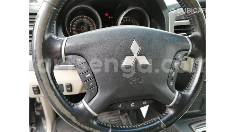 Big with watermark mitsubishi pajero hhohho import dubai 14943