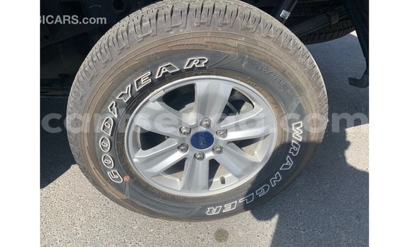 Nunua Imported Ford Club Wagon Black Gari ndani ya Import - Dubai nchini Hhohho Nunua Imported Ford Club Wagon Black Gari ndani ya Import - Dubai nchini Hhohho