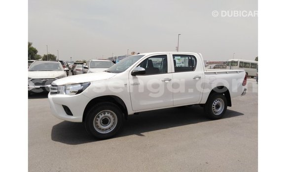 Buy Import Toyota Hilux White Car in Import - Dubai in Hhohho Buy Import Toyota Hilux White Car in Import - Dubai in Hhohho
