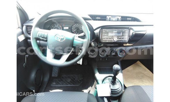 Buy Import Toyota Hilux White Car in Import - Dubai in Hhohho Buy Import Toyota Hilux White Car in Import - Dubai in Hhohho