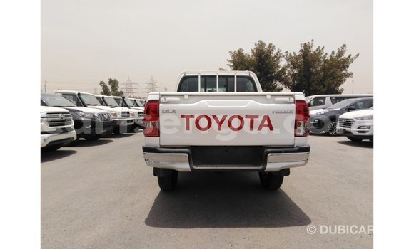 Buy Import Toyota Hilux White Car in Import - Dubai in Hhohho Buy Import Toyota Hilux White Car in Import - Dubai in Hhohho