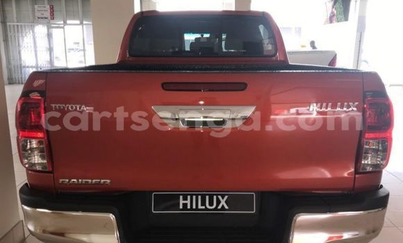 Nunua Ilio tumika Toyota Hilux Red Gari ndani ya Ezulwini nchini Hhohho Nunua Ilio tumika Toyota Hilux Red Gari ndani ya Ezulwini nchini Hhohho