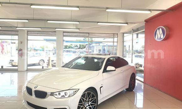 Acheter Occasion Voiture BMW M4 Blanc à Ezulwini, Hhohho Acheter Occasion Voiture BMW M4 Blanc à Ezulwini, Hhohho