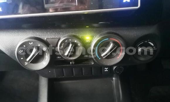 Acheter Occasion Voiture Toyota Hilux Blanc à Manzini, Manzini Acheter Occasion Voiture Toyota Hilux Blanc à Manzini, Manzini