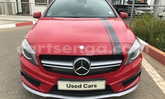 Nunua Ilio tumika Mercedes‒Benz A–Class Red Gari ndani ya Bulembu nchini Hhohho Nunua Ilio tumika Mercedes‒Benz A–Class Red Gari ndani ya Bulembu nchini Hhohho