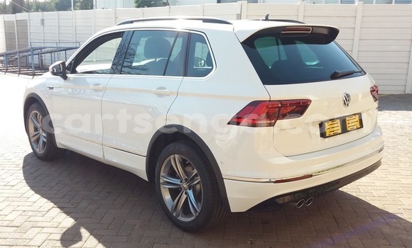 Acheter Occasion Voiture Volkswagen Tiguan Blanc à Kubuta, Shiselweni District Acheter Occasion Voiture Volkswagen Tiguan Blanc à Kubuta, Shiselweni District