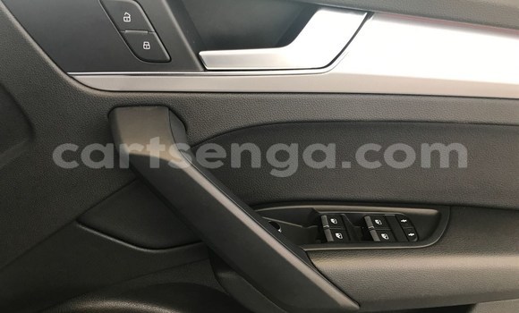 Acheter Occasion Voiture Audi Q5 Blanc à Mondi, Hhohho Acheter Occasion Voiture Audi Q5 Blanc à Mondi, Hhohho