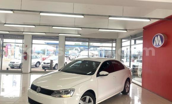 Buy Used Volkswagen Jetta White Car in Ezulwini in Hhohho Buy Used Volkswagen Jetta White Car in Ezulwini in Hhohho