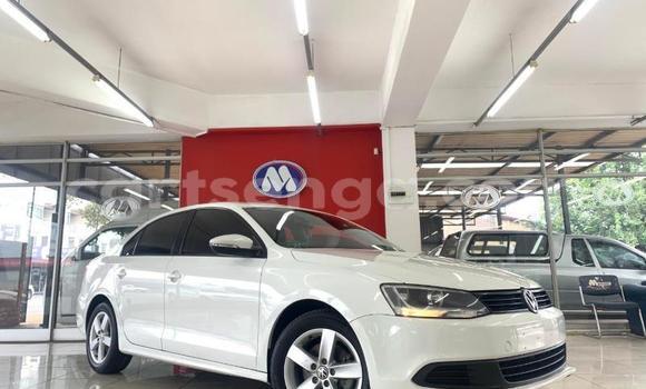 Buy Used Volkswagen Jetta White Car in Ezulwini in Hhohho Buy Used Volkswagen Jetta White Car in Ezulwini in Hhohho