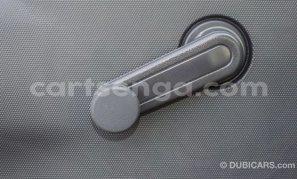 Acheter Import Voiture Toyota Hiace Blanc à Import - Dubai, Hhohho Acheter Import Voiture Toyota Hiace Blanc à Import - Dubai, Hhohho