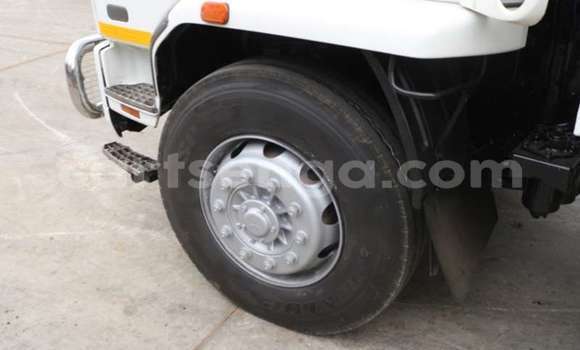 Buy Used Mitsubishi L400 White Truck in Mbabane in Manzini Buy Used Mitsubishi L400 White Truck in Mbabane in Manzini