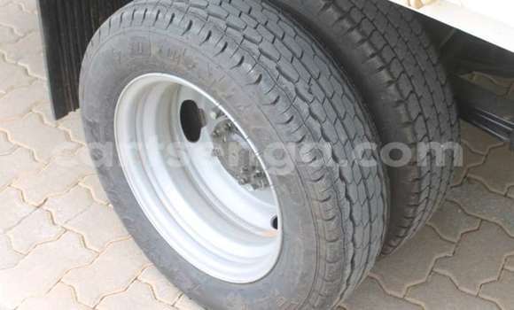 Buy Used Toyota Dyna White Truck in Mbabane in Manzini Buy Used Toyota Dyna White Truck in Mbabane in Manzini