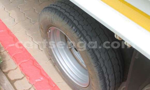 Buy Used Toyota Dyna White Truck in Mbabane in Manzini Buy Used Toyota Dyna White Truck in Mbabane in Manzini