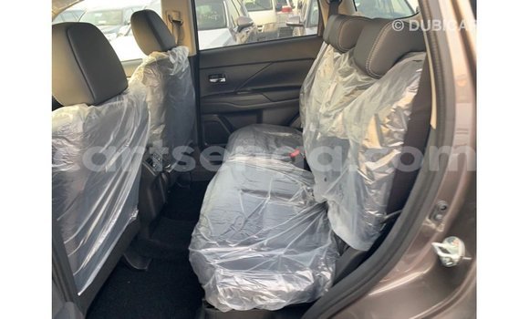Buy Import Mitsubishi Outlander Brown Car in Import - Dubai in Hhohho Buy Import Mitsubishi Outlander Brown Car in Import - Dubai in Hhohho