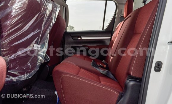 Buy Import Toyota Hilux White Car in Import - Dubai in Hhohho Buy Import Toyota Hilux White Car in Import - Dubai in Hhohho
