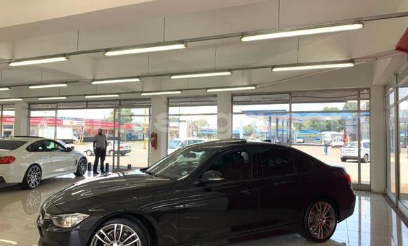 Nunua Ilio tumika BMW M3 Black Gari ndani ya Ezulwini nchini Hhohho Nunua Ilio tumika BMW M3 Black Gari ndani ya Ezulwini nchini Hhohho