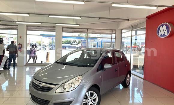 Buy Used Opel Corsa Silver Car in Ezulwini in Hhohho Buy Used Opel Corsa Silver Car in Ezulwini in Hhohho