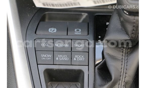 Acheter Import Voiture Toyota 4Runner Blanc à Import - Dubai, Hhohho Acheter Import Voiture Toyota 4Runner Blanc à Import - Dubai, Hhohho