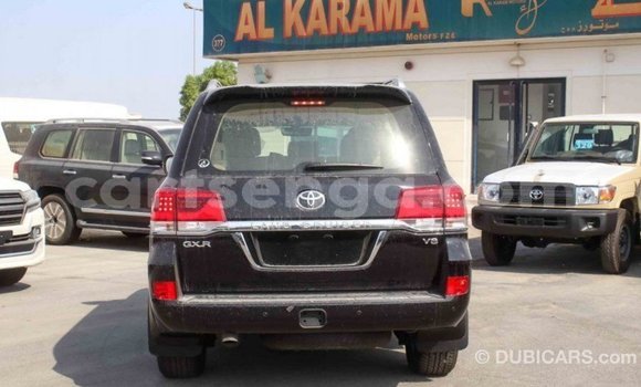 Buy Import Toyota Land Cruiser Black Car in Import - Dubai in Hhohho Buy Import Toyota Land Cruiser Black Car in Import - Dubai in Hhohho