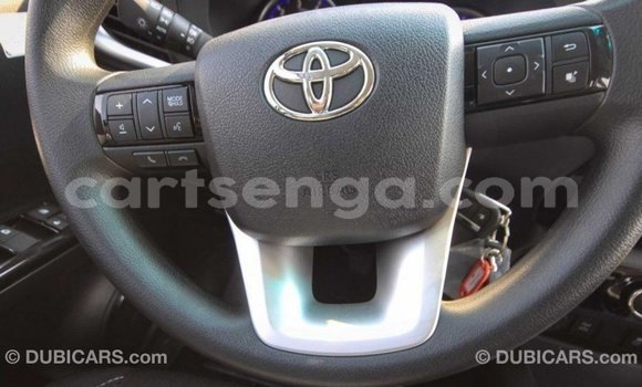 Buy Import Toyota Hilux Black Car in Import - Dubai in Hhohho Buy Import Toyota Hilux Black Car in Import - Dubai in Hhohho
