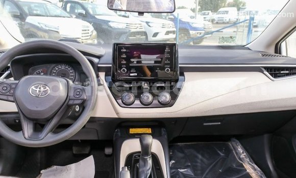 Buy Import Toyota Corolla White Car in Import - Dubai in Hhohho Buy Import Toyota Corolla White Car in Import - Dubai in Hhohho