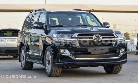 Nunua Imported Toyota Land Cruiser Black Gari ndani ya Import - Dubai nchini Hhohho Nunua Imported Toyota Land Cruiser Black Gari ndani ya Import - Dubai nchini Hhohho