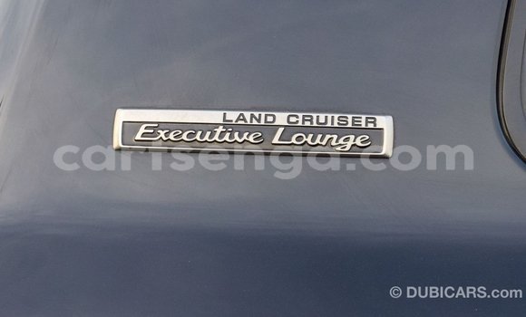 Nunua Imported Toyota Land Cruiser Black Gari ndani ya Import - Dubai nchini Hhohho Nunua Imported Toyota Land Cruiser Black Gari ndani ya Import - Dubai nchini Hhohho