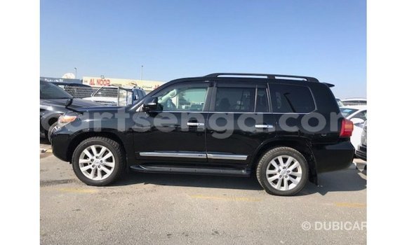Nunua Imported Toyota Land Cruiser Black Gari ndani ya Import - Dubai nchini Hhohho Nunua Imported Toyota Land Cruiser Black Gari ndani ya Import - Dubai nchini Hhohho