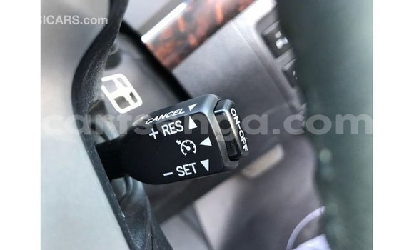 Nunua Imported Toyota Land Cruiser Black Gari ndani ya Import - Dubai nchini Hhohho Nunua Imported Toyota Land Cruiser Black Gari ndani ya Import - Dubai nchini Hhohho