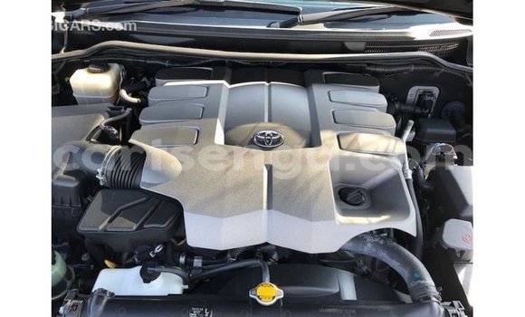 Nunua Imported Toyota Land Cruiser Black Gari ndani ya Import - Dubai nchini Hhohho Nunua Imported Toyota Land Cruiser Black Gari ndani ya Import - Dubai nchini Hhohho