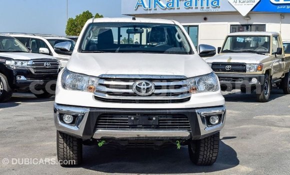 Buy Import Toyota Hilux White Car in Import - Dubai in Hhohho Buy Import Toyota Hilux White Car in Import - Dubai in Hhohho