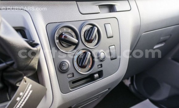 Buy Import Nissan Urvan White Car in Import - Dubai in Hhohho Buy Import Nissan Urvan White Car in Import - Dubai in Hhohho