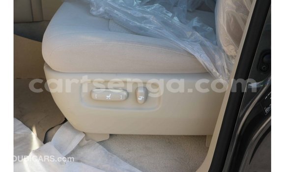 Acheter Import Voiture Toyota Land Cruiser Noir à Import - Dubai, Hhohho Acheter Import Voiture Toyota Land Cruiser Noir à Import - Dubai, Hhohho