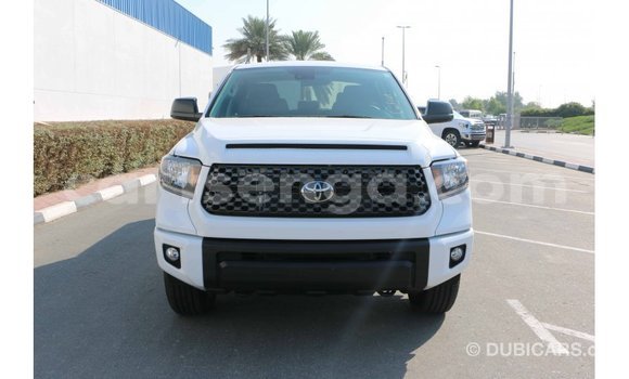 Buy Import Toyota Tundra White Car in Import - Dubai in Hhohho Buy Import Toyota Tundra White Car in Import - Dubai in Hhohho