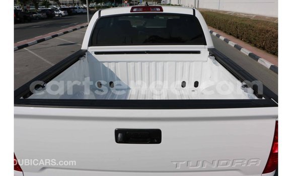 Buy Import Toyota Tundra White Car in Import - Dubai in Hhohho Buy Import Toyota Tundra White Car in Import - Dubai in Hhohho