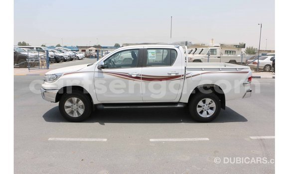 Acheter Import Voiture Toyota Hilux Blanc à Import - Dubai, Hhohho Acheter Import Voiture Toyota Hilux Blanc à Import - Dubai, Hhohho