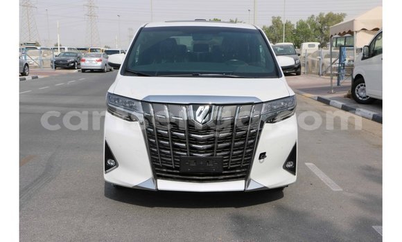 Acheter Import Voiture Toyota Alphard Blanc à Import - Dubai, Hhohho Acheter Import Voiture Toyota Alphard Blanc à Import - Dubai, Hhohho